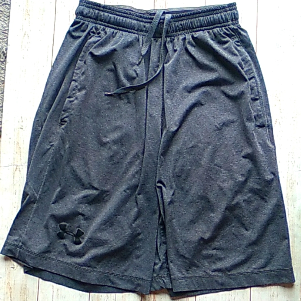 Athletic underarmour Shorts Size S